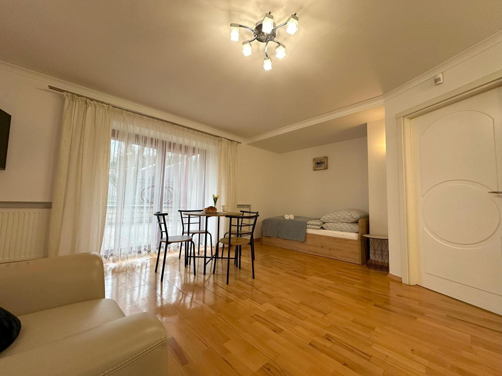 Apartamenty Pod Dzwonkiem Wadowice Exterior foto